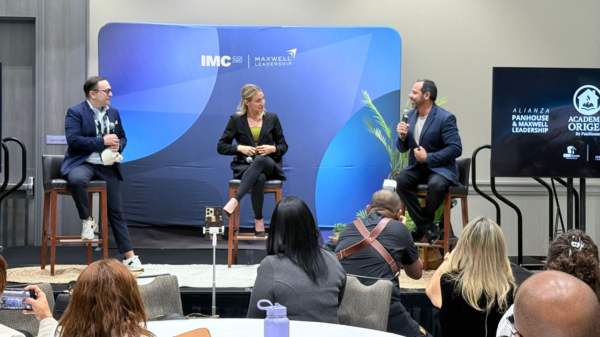 PanHouse y Maxwell Leadership consolidan alianza editorial en el IMC 2025